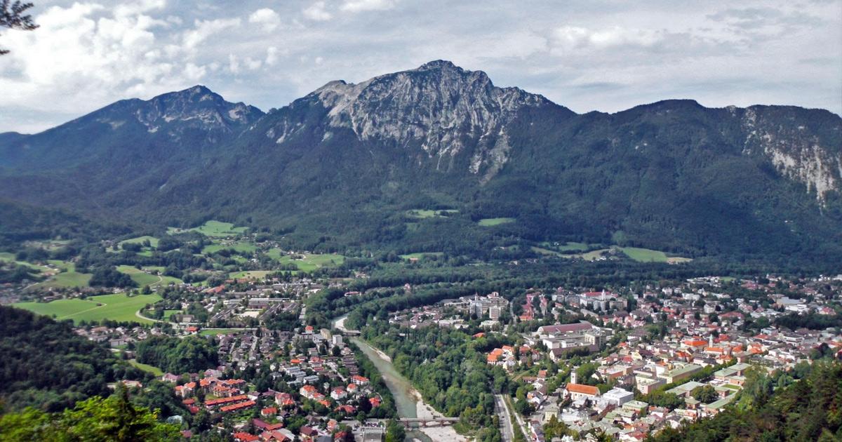 Busvermietung / Bus mieten mit Fahrer in Bad-reichenall / Bus Charter