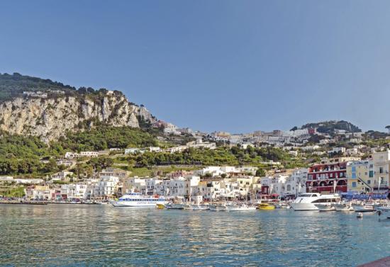 Top 10 des lieux à Capri | Charte des autocars | Location de bus