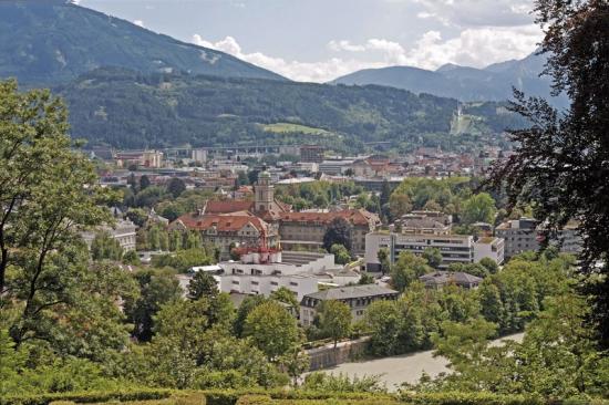 Top 10 des lieux à Innsbruck | Charte des autocars | Location de bus